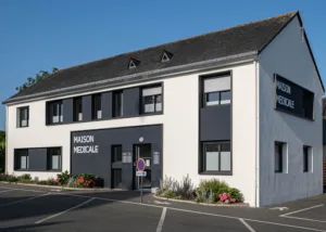 CABINET INFIRMIERS. Maison Médicale. Marilyne Levasseur. Romain Prodhomme. François Veaux. Nathalie Gros-Desormeaux. à Montreuil-Juigné