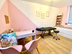 Suzin Laurie à Le Vauroux