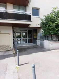 Cavanna-Larquey Sandrina à Nogent-sur-Marne