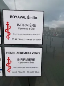 Henni zekraoui zahira à Grande-Synthe