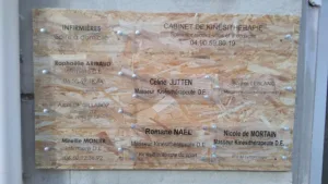 De Mortain Nicole à Eyguières