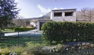 Drake Leila à Corte