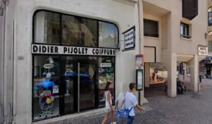 Eveque Nguyen Pascale Corinne à Aix-les-Bains