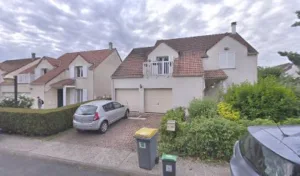 Cassis Alyne à Saint-Thibault-des-Vignes