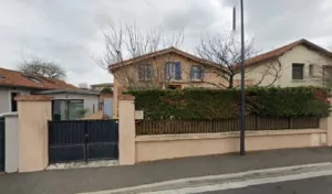 V. AUGUSTINE DE SAVIGNY Secrétaire indépendante à Toulouse