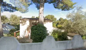 Agavnian Catherine à Saint-Mitre-les-Remparts