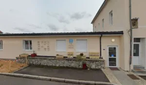 MADAME CORINNE ROSE à Chabreloche