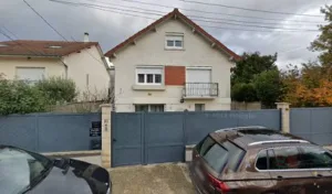 Moumen Malika à Sainte-Geneviève-des-Bois