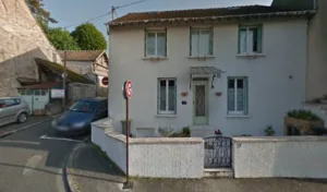 Burgade à Le Châtelet-en-Brie