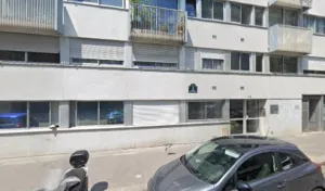 Zissi Zissi Dimos Alexandra à Paris