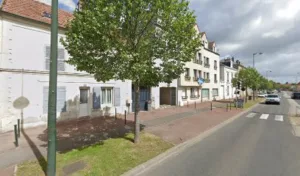 Guyot Claire à Étampes