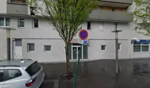 Cagne Héléna à Colombes