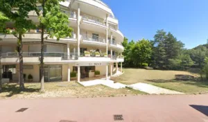 GILLOURY Florence à Saint-Maur-des-Fossés