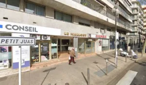 Dislaire Jean-Michel à Cannes