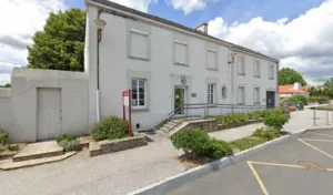 Infirmières du Centre de soins, à domicile. Au cabinet sur RDV du lundi au samedi de 7h20 à 7h50 et de 12h15 à 12h35 à Maisdon-sur-Sèvre