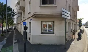 Avon Sagnard Raphaele à Valence