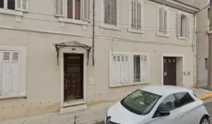 Naser Rekia infirmiere à Miramas