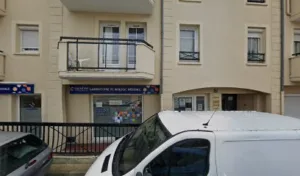 Tifine El Gharbi Claire à Carrières-sous-Poissy