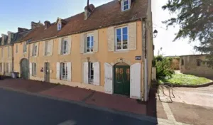 Infirmières Mme BINET, Mme LEROY, Mme SOBECKI. à Falaise