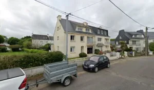 Hoang-Tho Francine à Quéven