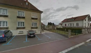 Roussillon Chantal à Frasne