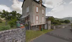 Terren Nadia à Neussargues en Pinatelle